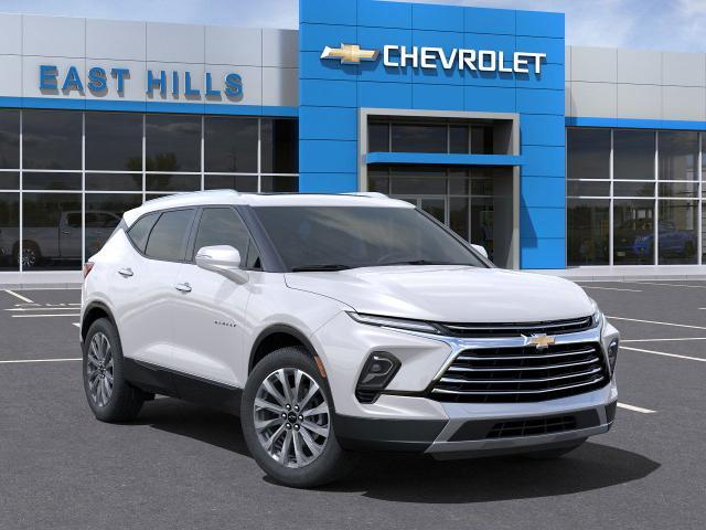 2025 Chevrolet Blazer Vehicle Photo in DOUGLASTON, NY 11362-1062