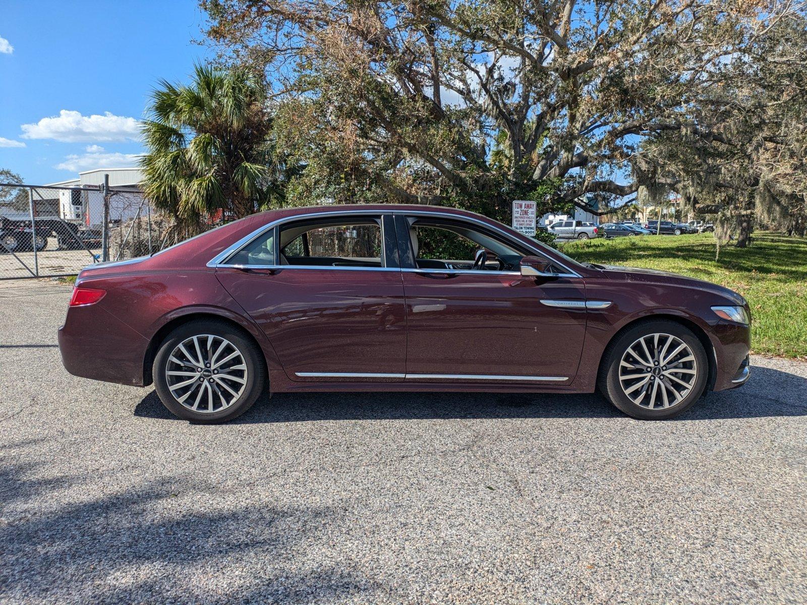 2017 Lincoln Continental Vehicle Photo in Sarasota, FL 34231