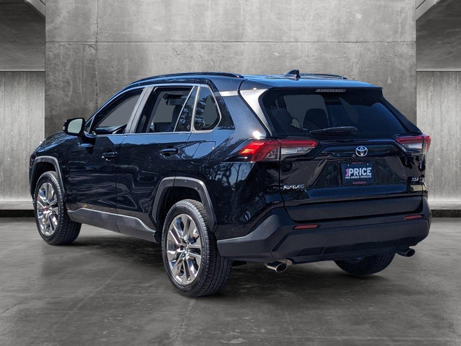 2019 Toyota RAV4 Vehicle Photo in Tampa, FL 33614