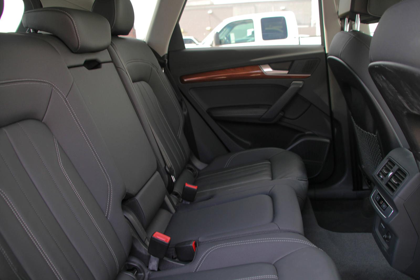 2023 Audi Q5 Vehicle Photo in SUGAR LAND, TX 77478