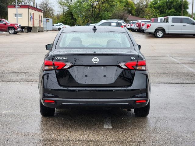 2021 Nissan Versa Vehicle Photo in Ennis, TX 75119-5114