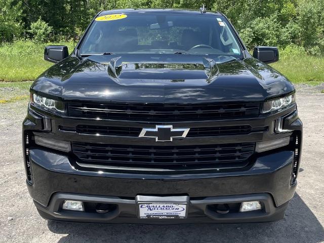 Used 2022 Chevrolet Silverado 1500 Limited RST with VIN 1GCUYEED5NZ109866 for sale in Wolcott, NY