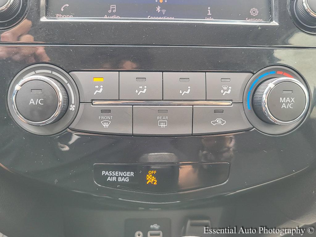 2020 Nissan Rogue Vehicle Photo in Saint Charles, IL 60174