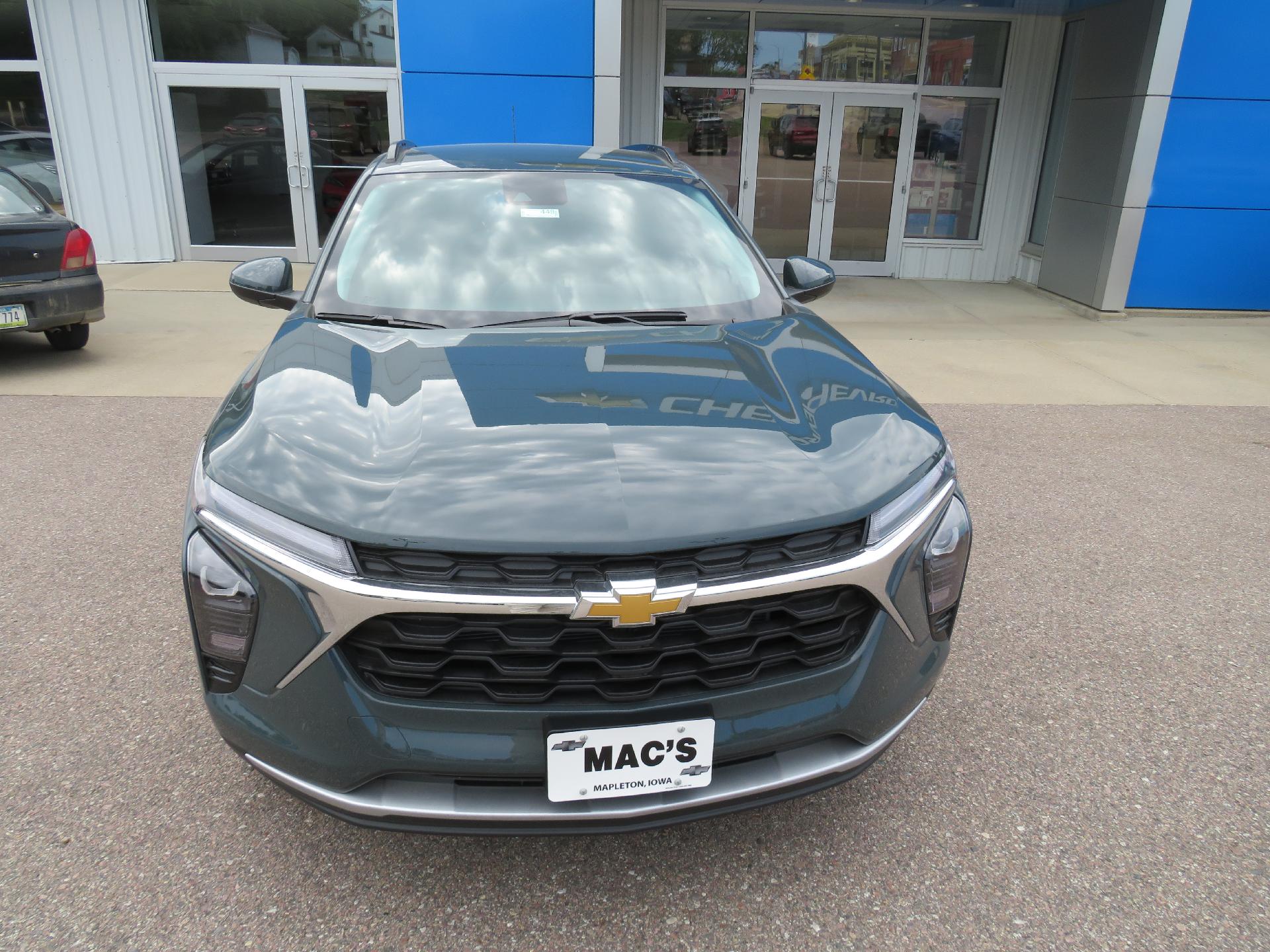 2025 Chevrolet Trax Vehicle Photo in MAPLETON, IA 51034-1072