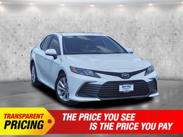 2022 Toyota Camry Vehicle Photo in DALLAS, TX 75244-5909