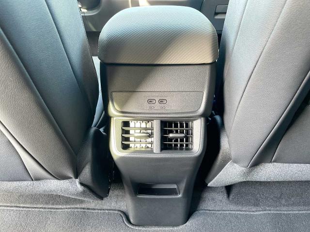 2025 Chevrolet Equinox Vehicle Photo in THOMPSONTOWN, PA 17094-9014