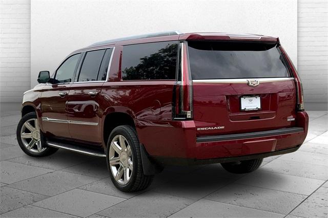 2017 Cadillac Escalade ESV Vehicle Photo in KANSAS CITY, MO 64114-4545