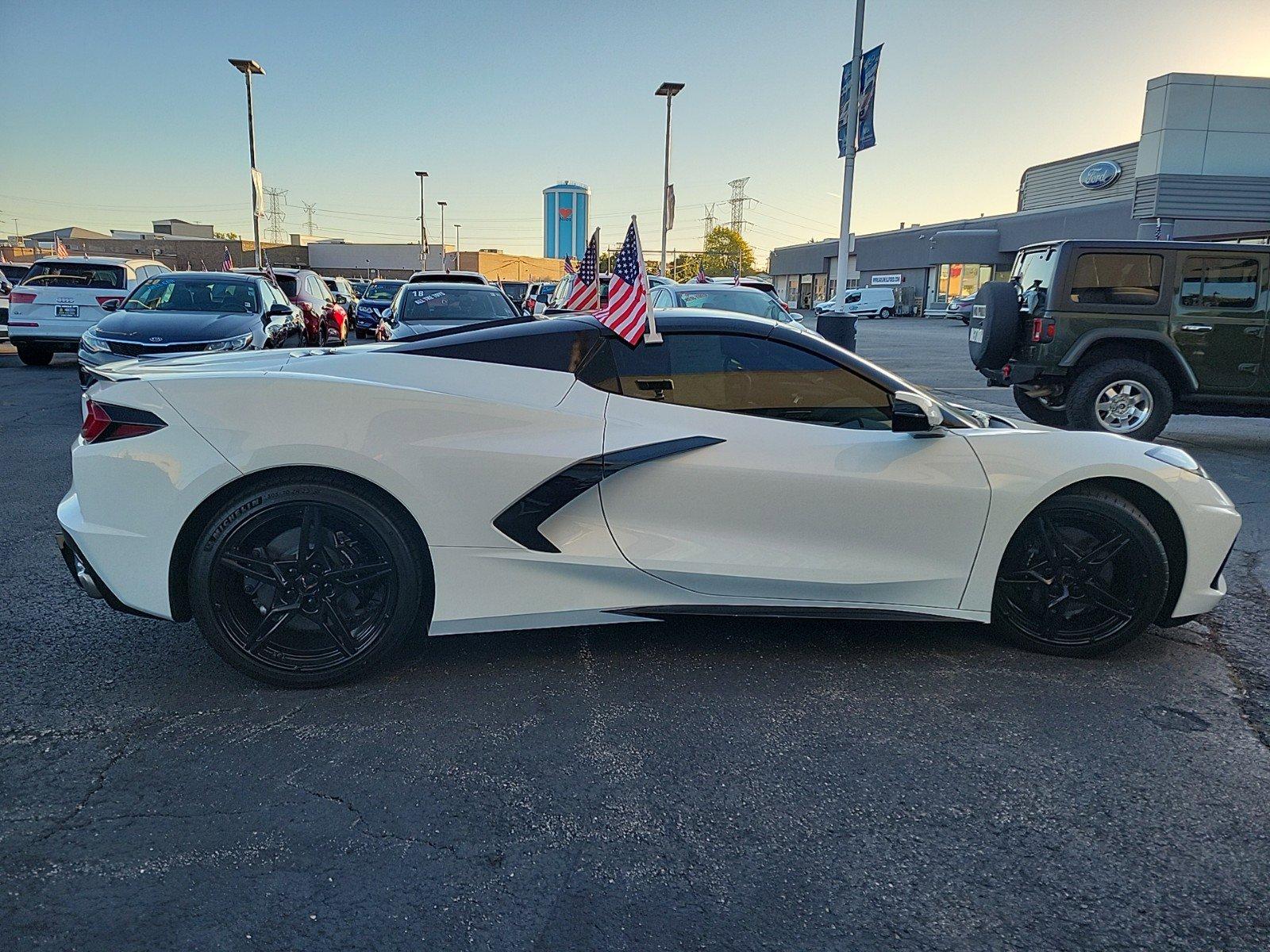 2021 Chevrolet Corvette Vehicle Photo in Saint Charles, IL 60174