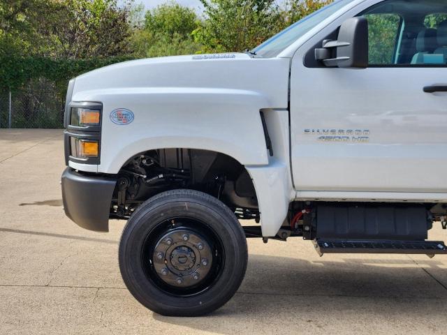 2023 Chevrolet Silverado Chassis Cab Vehicle Photo in Weatherford, TX 76087