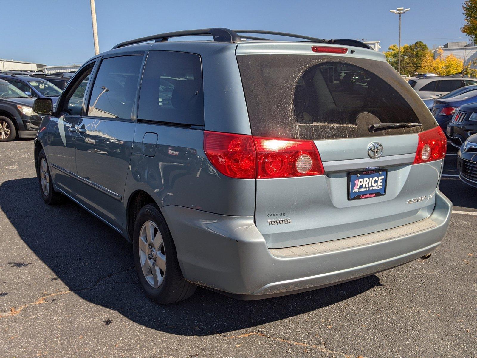 2009 Toyota Sienna Vehicle Photo in Cockeysville, MD 21030