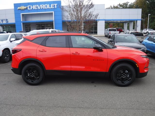 2025 Chevrolet Blazer Vehicle Photo in JASPER, GA 30143-8655