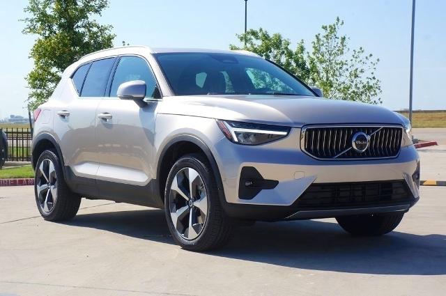 2024 Volvo XC40 Vehicle Photo in Grapevine, TX 76051