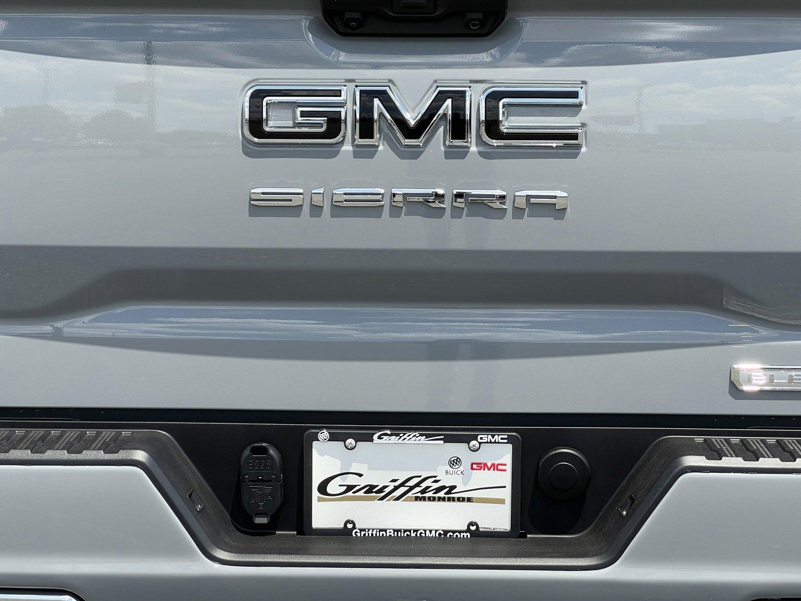 2024 GMC Sierra 1500 Vehicle Photo in MONROE, NC 28110-8431