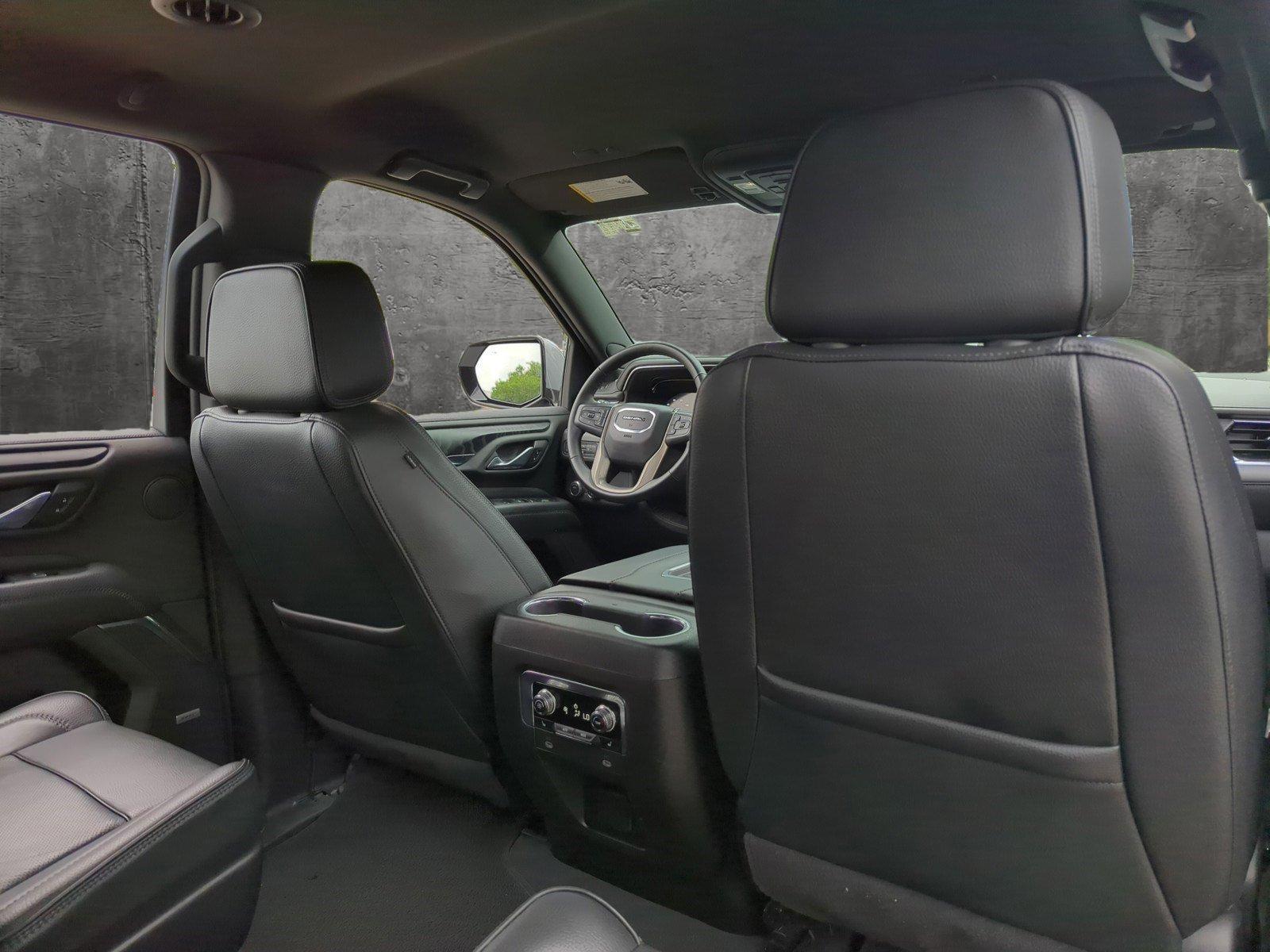 2023 GMC Yukon XL Vehicle Photo in Margate, FL 33063