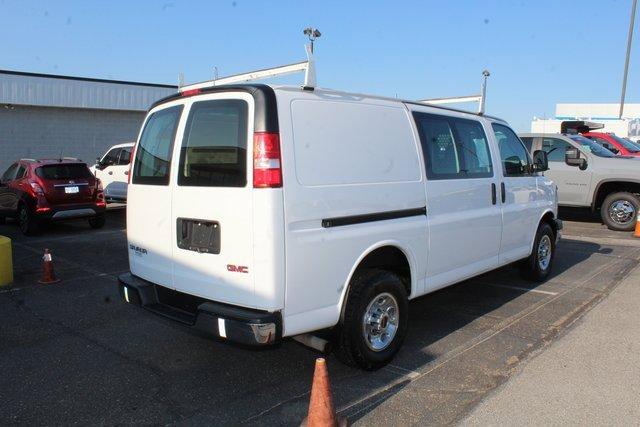 2017 GMC Savana Cargo Van Vehicle Photo in SAINT CLAIRSVILLE, OH 43950-8512