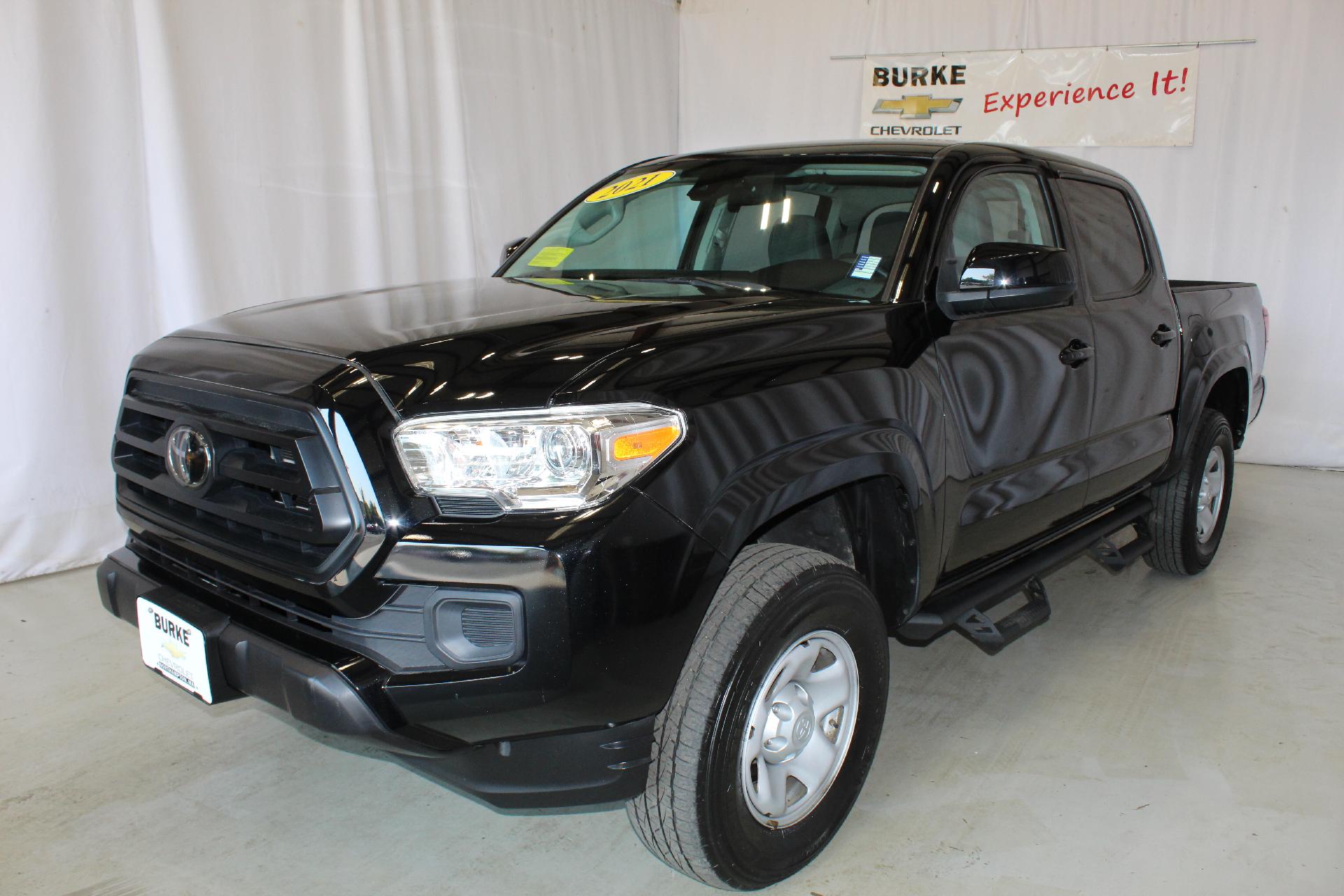 2021 Toyota Tacoma 4WD Vehicle Photo in NORTHAMPTON, MA 01060-1120