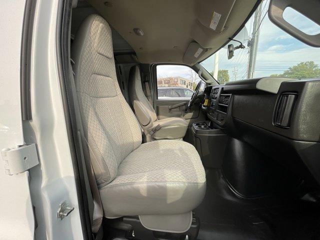 2023 Chevrolet Express Cargo 2500 Vehicle Photo in WILLIAMSVILLE, NY 14221-4303