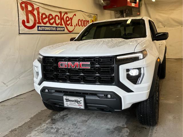 2024 GMC Canyon Vehicle Photo in RED SPRINGS, NC 28377-1640