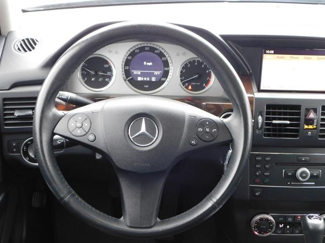 2011 Mercedes-Benz GLK-Class Vehicle Photo in Gatesville, TX 76528