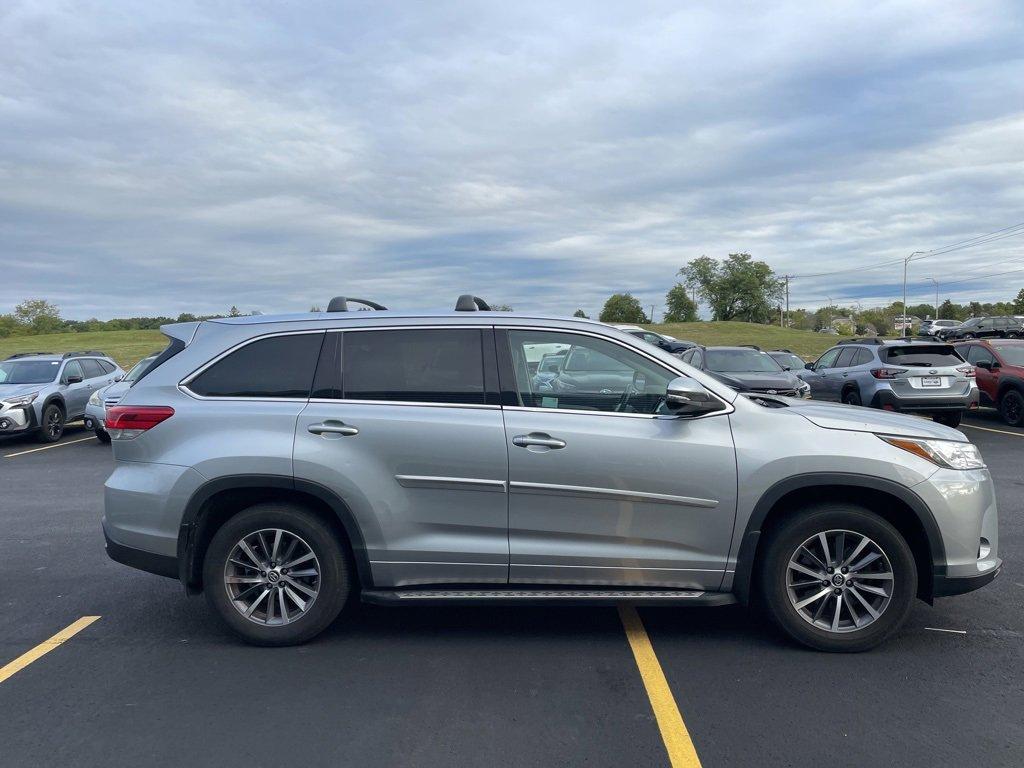 2018 Toyota Highlander Vehicle Photo in Plainfield, IL 60586