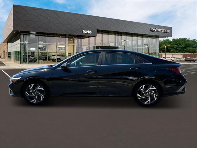 2024 Hyundai ELANTRA Vehicle Photo in Merrillville, IN 46410-5311