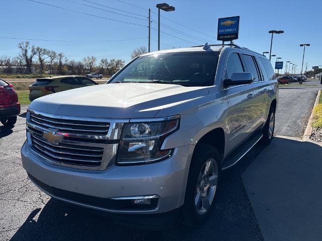 2017 Chevrolet Suburban Vehicle Photo in MANHATTAN, KS 66502-5036