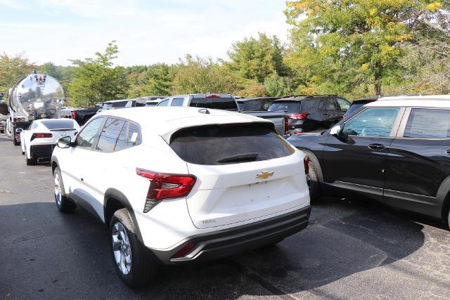 2025 Chevrolet Trax Vehicle Photo in MONTICELLO, NY 12701-3853