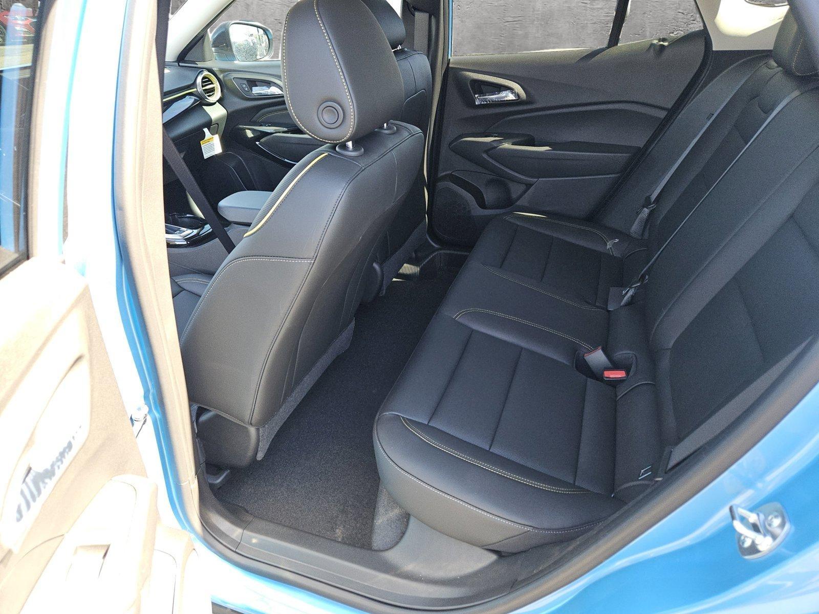 2025 Chevrolet Trax Vehicle Photo in MESA, AZ 85206-4395