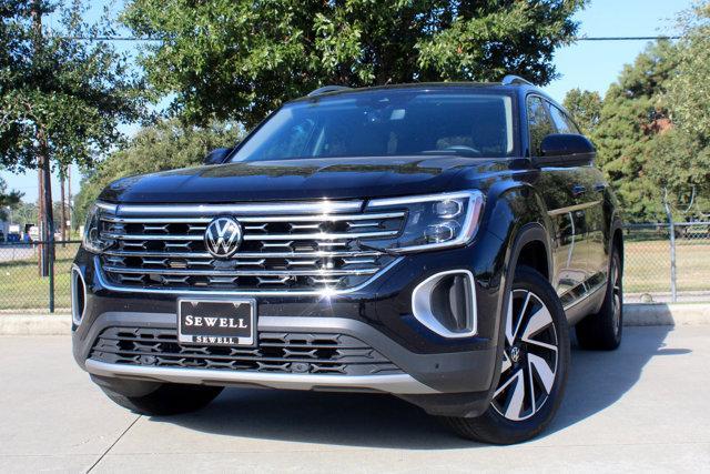 2024 Volkswagen Atlas Vehicle Photo in HOUSTON, TX 77090