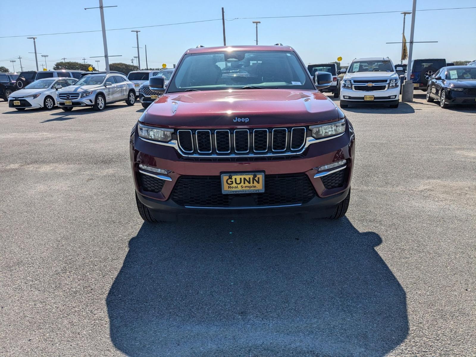 2023 Jeep Grand Cherokee Vehicle Photo in Seguin, TX 78155