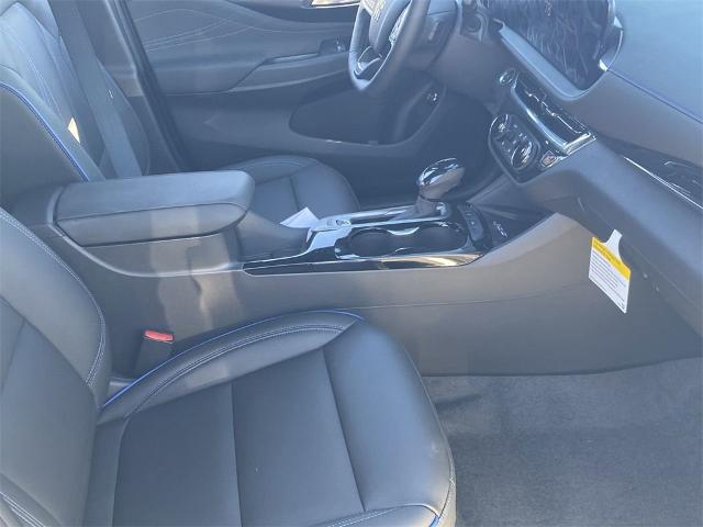 2025 Buick Envista Vehicle Photo in GOODYEAR, AZ 85338-1310