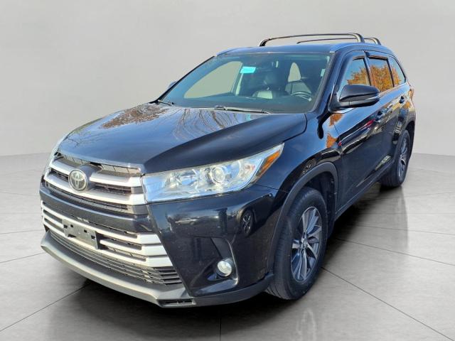 2017 Toyota Highlander Vehicle Photo in Oshkosh, WI 54904