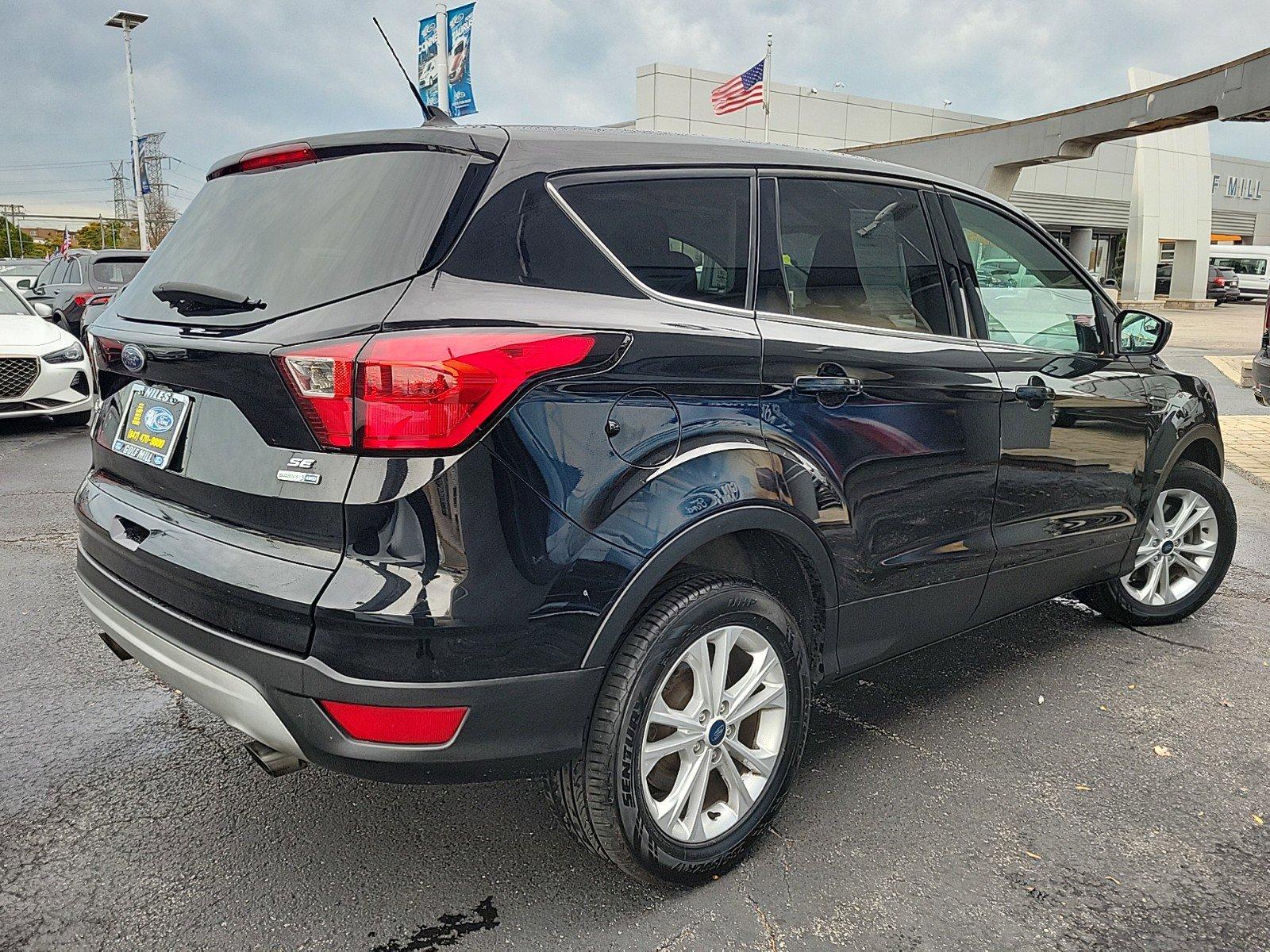 2019 Ford Escape Vehicle Photo in Saint Charles, IL 60174