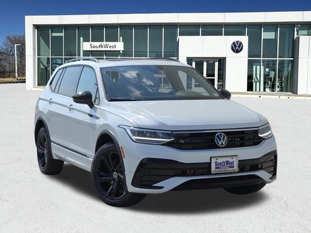 2024 Volkswagen Tiguan Vehicle Photo in WEATHERFORD, TX 76087