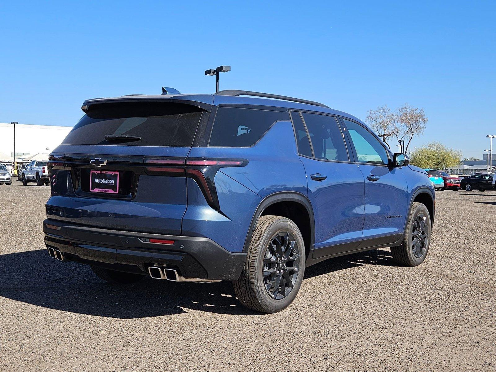 2025 Chevrolet Traverse Vehicle Photo in PEORIA, AZ 85382-3715