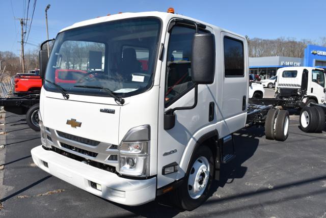 2024 Chevrolet 4500 HG LCF Gas Vehicle Photo in WHITMAN, MA 02382-1041