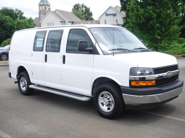 2022 Chevrolet Express Cargo 2500 Vehicle Photo in JASPER, GA 30143-8655