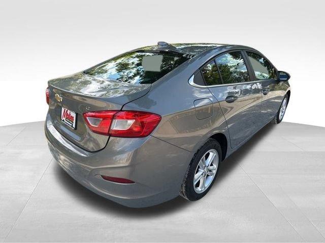 2017 Chevrolet Cruze Vehicle Photo in MEDINA, OH 44256-9631