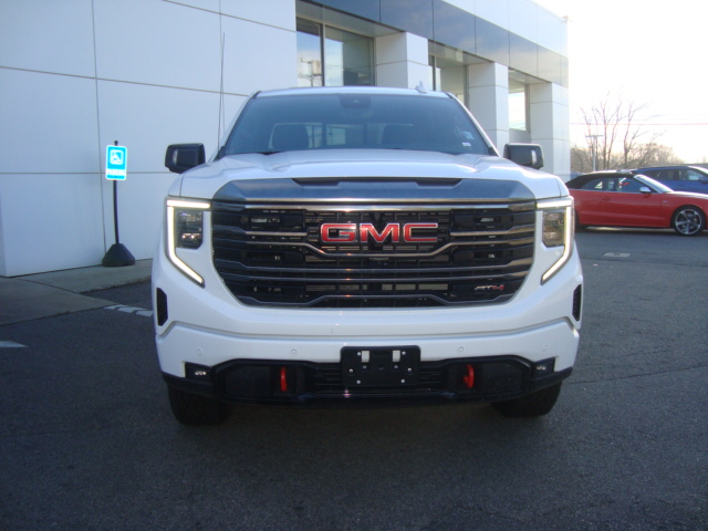 2024 GMC Sierra 1500 Vehicle Photo in PORTSMOUTH, NH 03801-4196