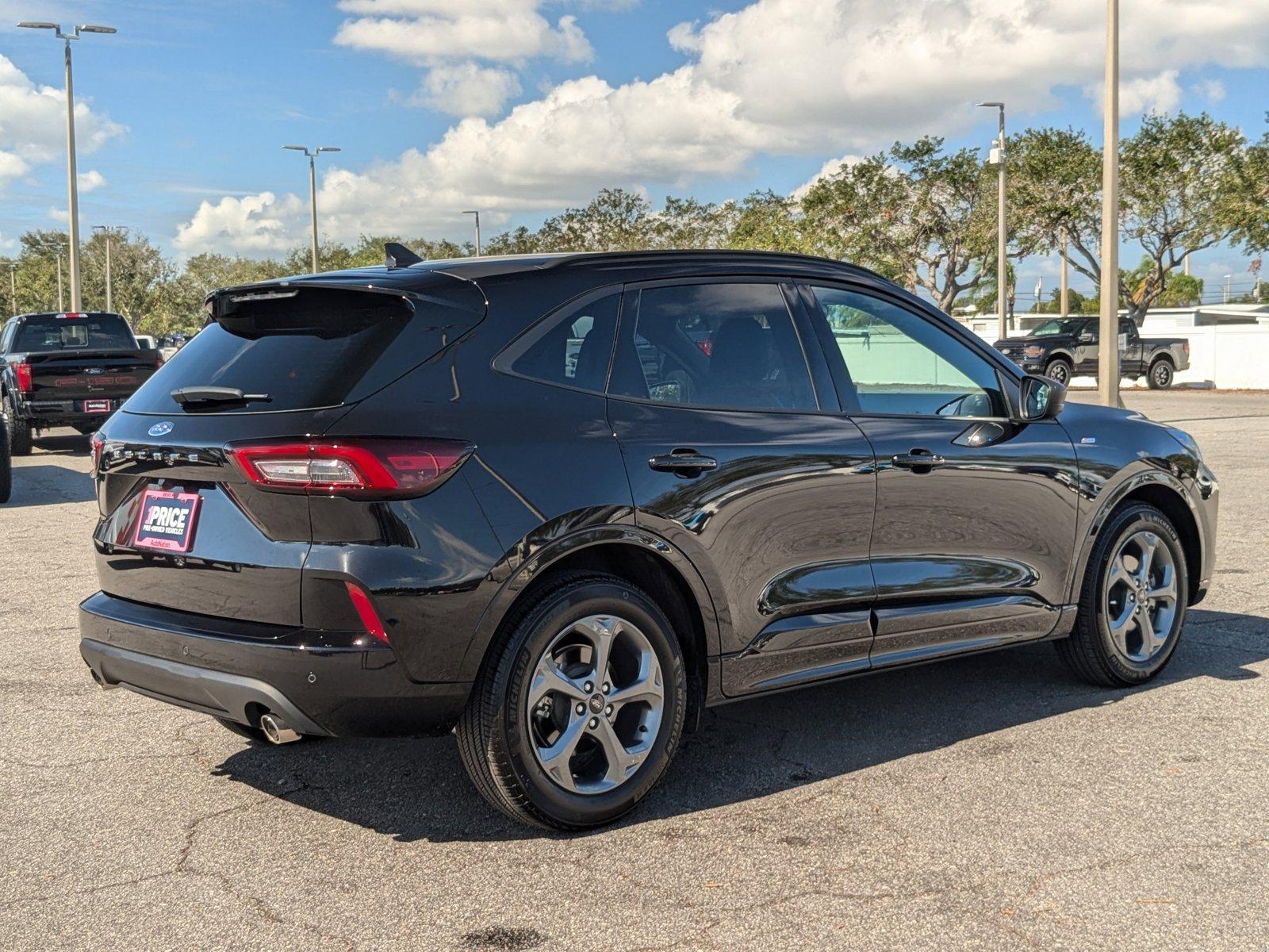 2023 Ford Escape Vehicle Photo in St. Petersburg, FL 33713