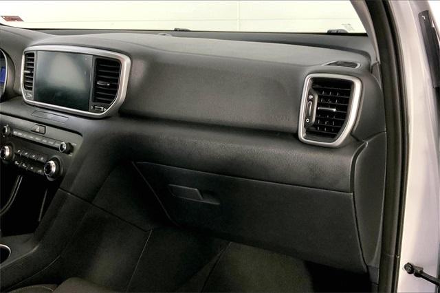 2021 Kia Sportage Vehicle Photo in KANSAS CITY, MO 64114-4545