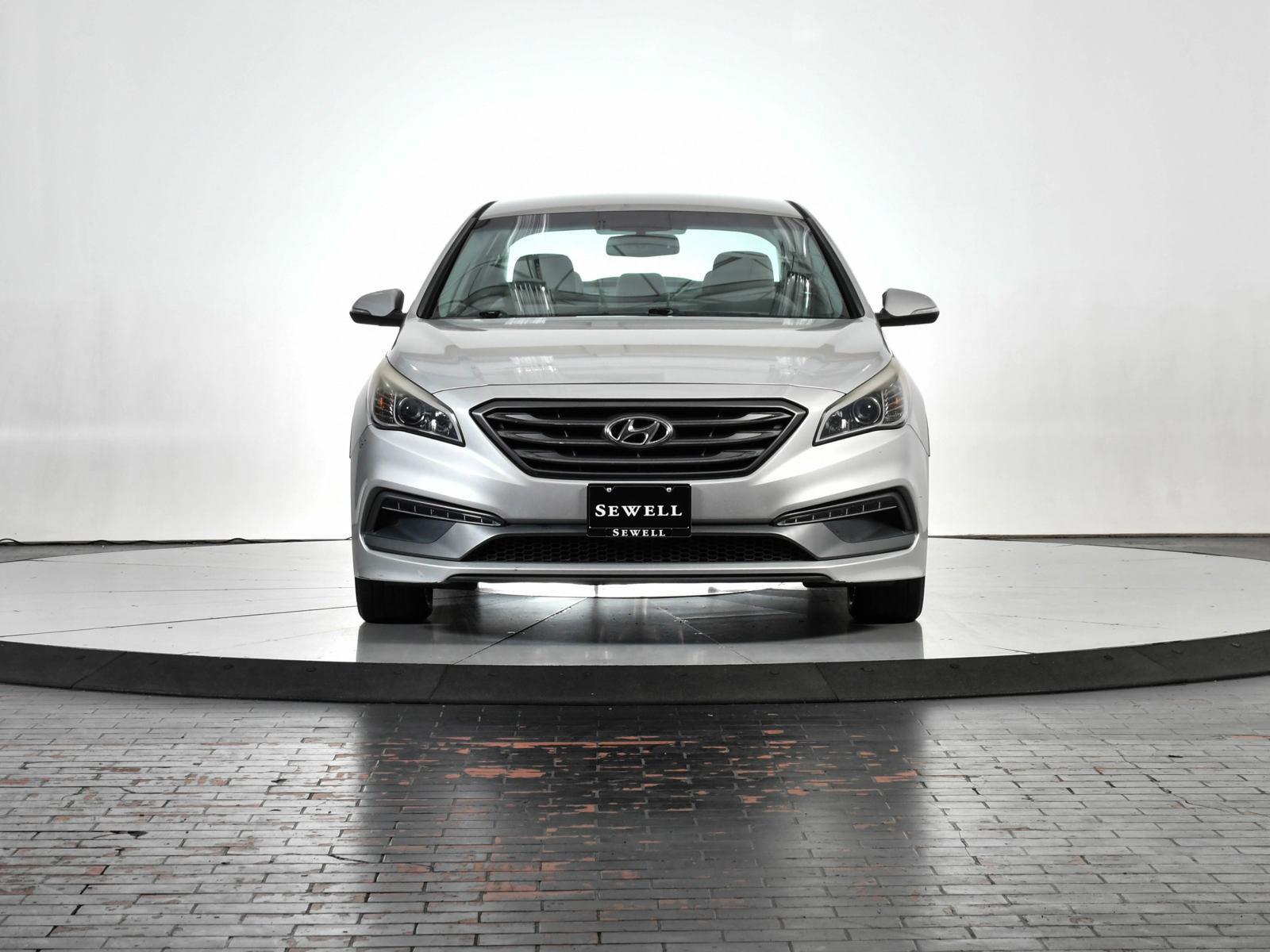 2015 Hyundai SONATA Vehicle Photo in DALLAS, TX 75235