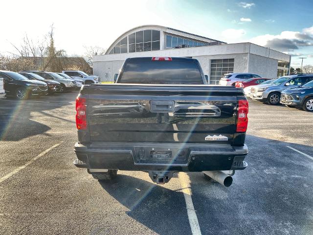 2017 Chevrolet Silverado 2500HD Vehicle Photo in WILLIAMSVILLE, NY 14221-2883