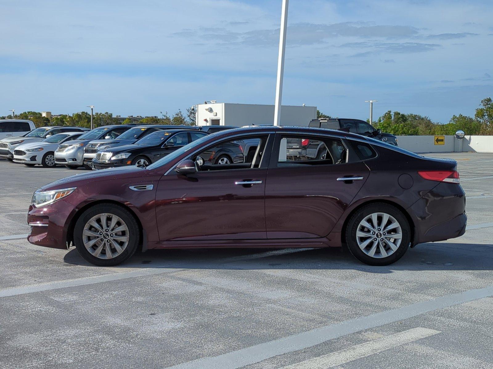 2018 Kia Optima Vehicle Photo in Ft. Myers, FL 33907