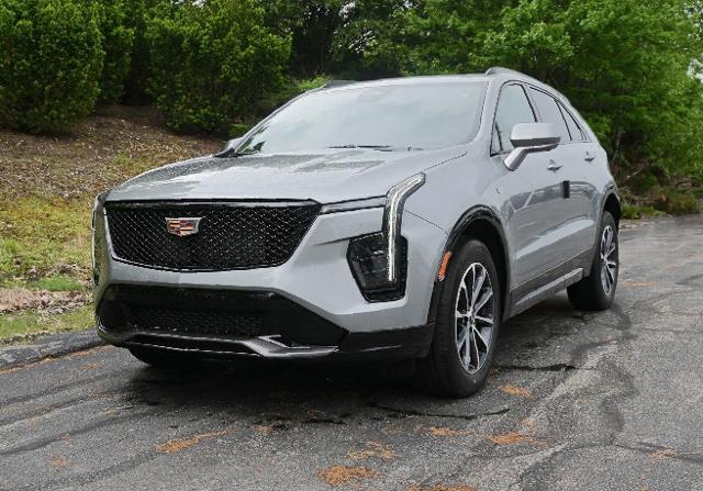 2024 Cadillac XT4 Vehicle Photo in NORWOOD, MA 02062-5222