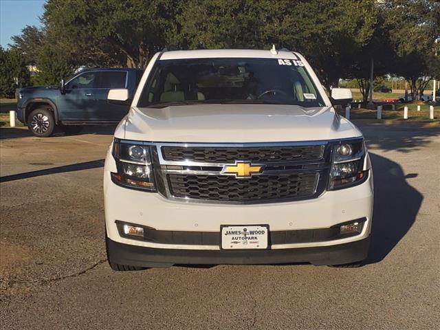 2016 Chevrolet Suburban Vehicle Photo in DENTON, TX 76210-9321