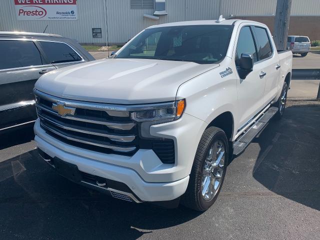 2023 Chevrolet Silverado 1500 Vehicle Photo in APPLETON, WI 54914-4656