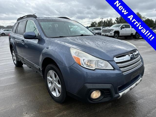 2014 Subaru Outback Vehicle Photo in Puyallup, WA 98371