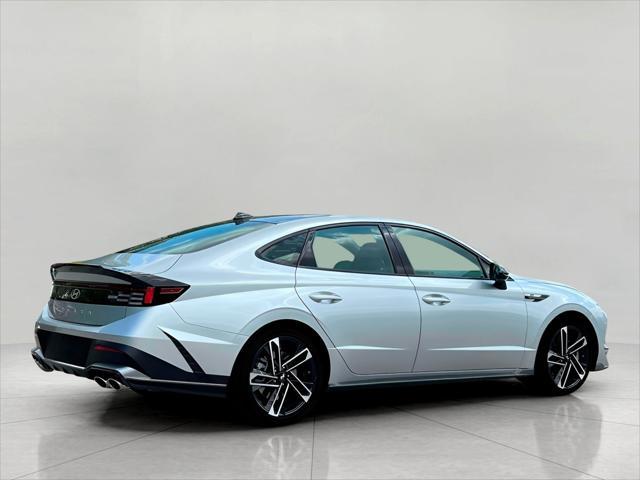 2024 Hyundai SONATA Vehicle Photo in Green Bay, WI 54304