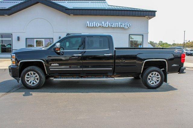 2017 Chevrolet Silverado 3500HD Vehicle Photo in MILES CITY, MT 59301-5791